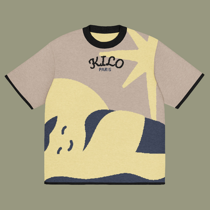 KILO-T SON OF GOD EN MAILLE KILOSTAR™ — Visuel Éditorial Lookbook | T-shirt Jacquard Premium Streetwear
